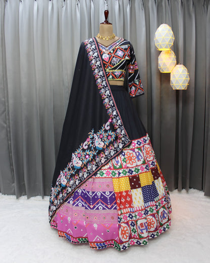 Groove lehnga