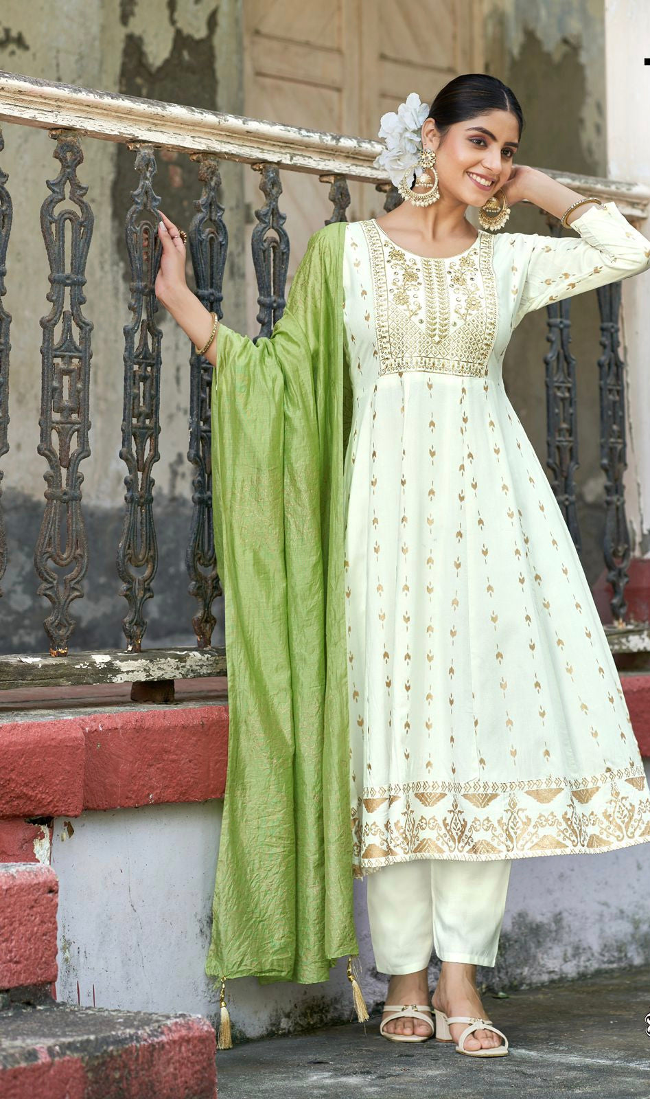 Zari kurti