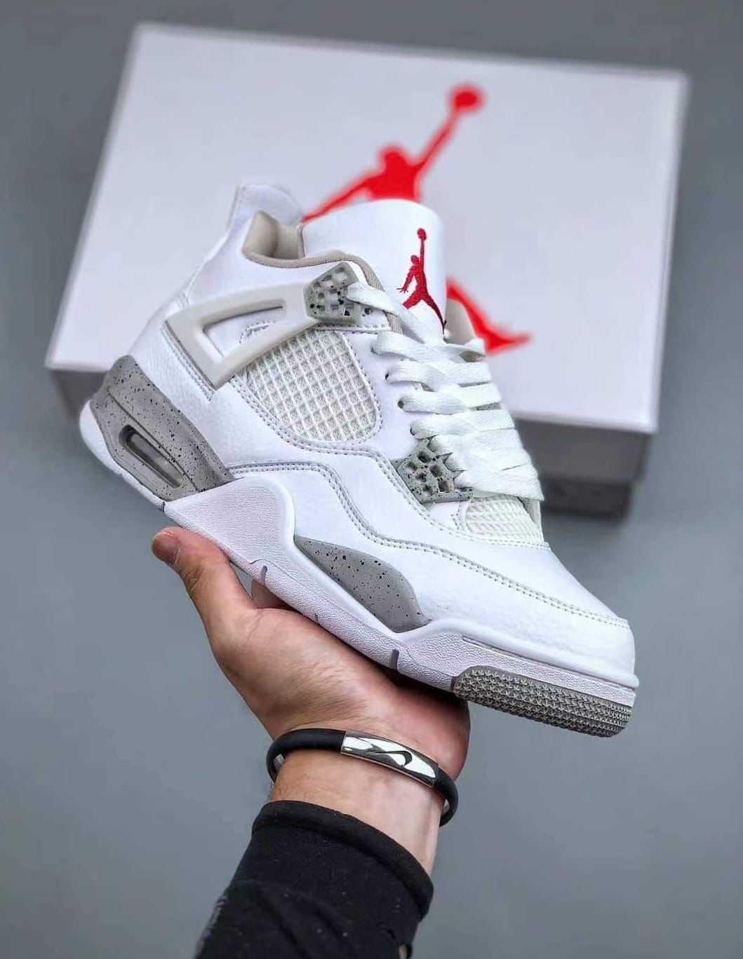 JORDAN RETRO 4