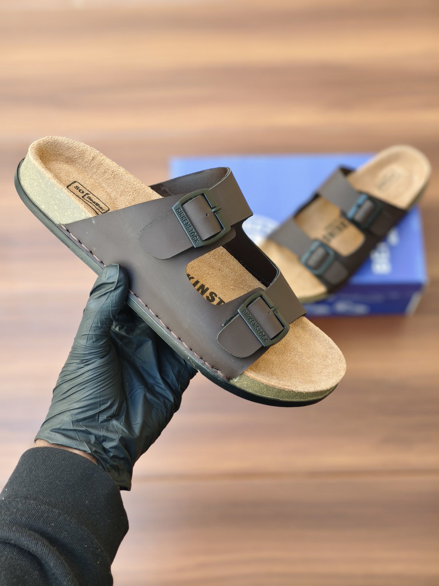 BIRKENSTOCK SANDLE