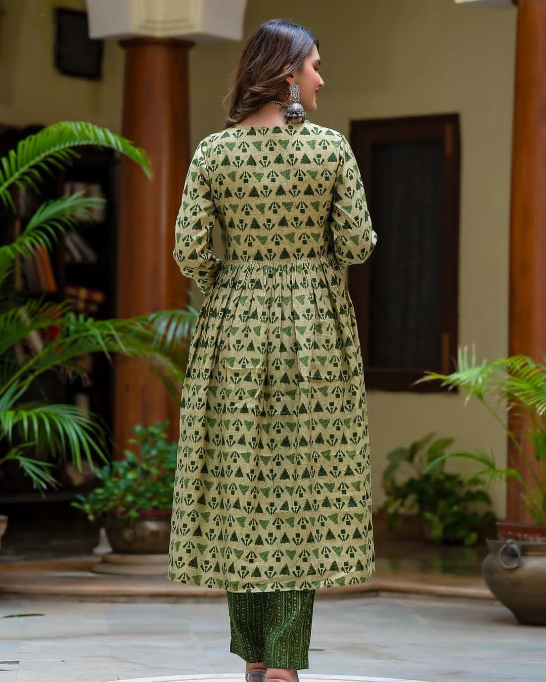 Rangkari kurti