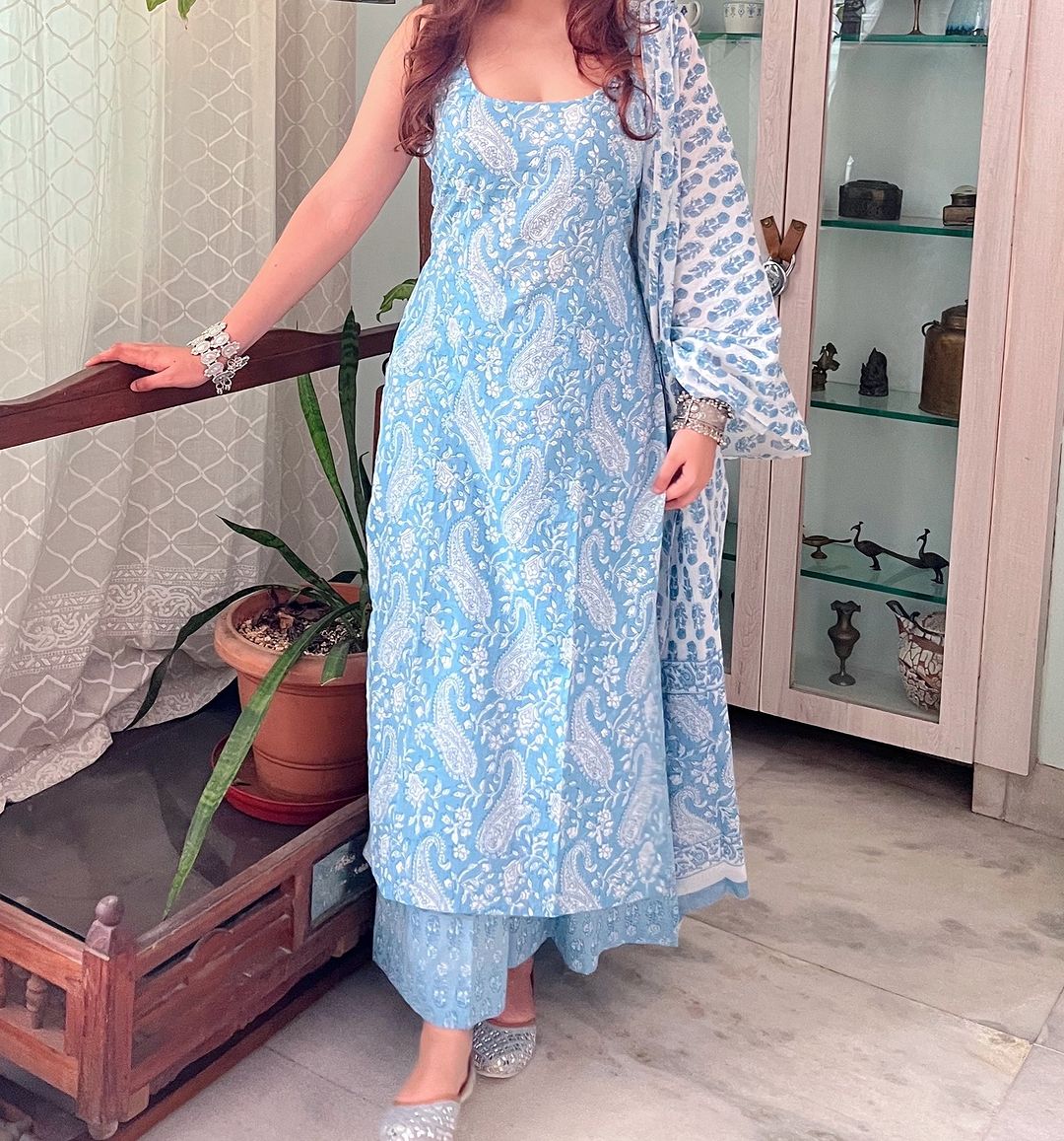 Subhi floral kurti set